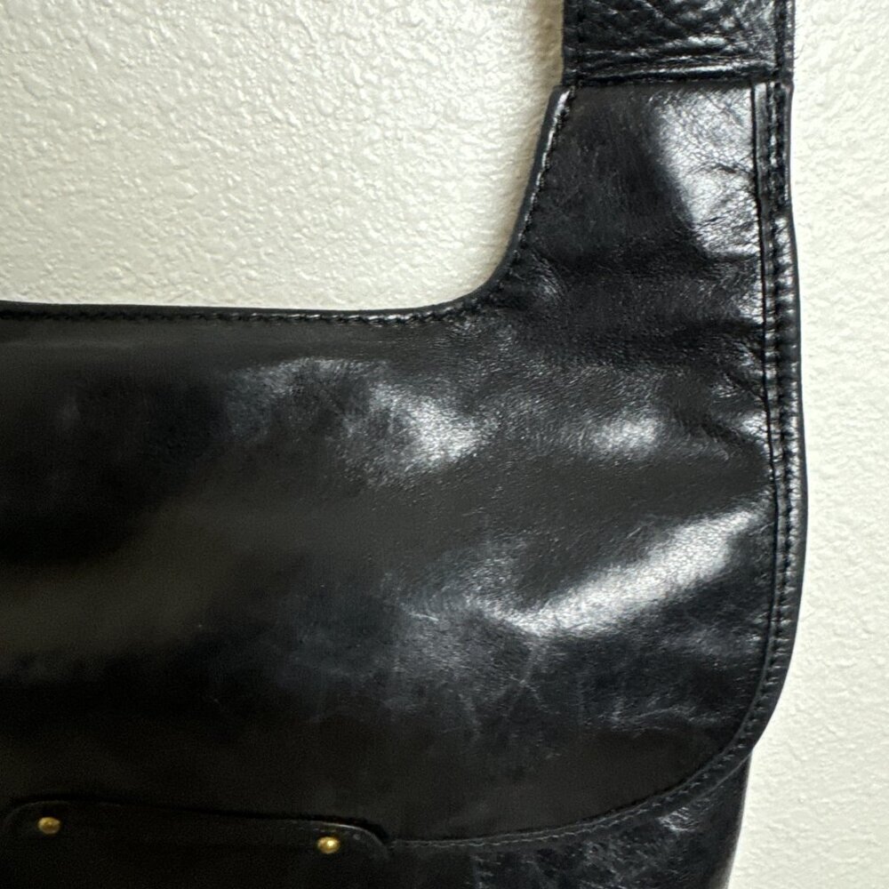 HOBO The Original Black Leather Crossbody/ Shoulder Bag - Picture 4 of 15